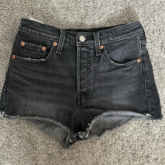 Levi's Black Jean Shorts High-Waisted Distressed - Picture 2 of 5